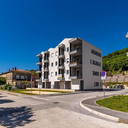 Seafront Villa Andrijana - Happy Rentals Plomin Dış mekan fotoğraf