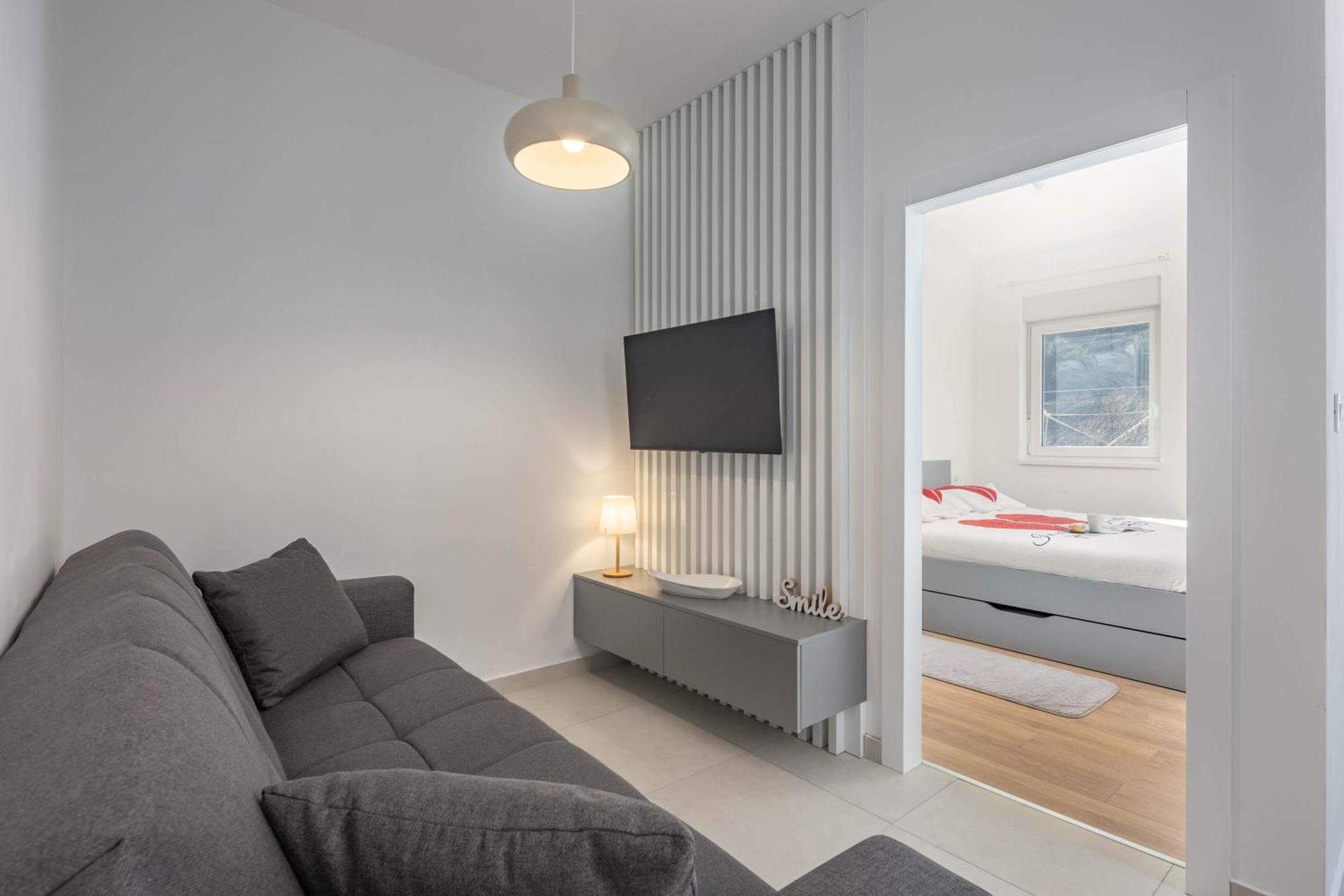 Seafront Villa Andrijana - Happy Rentals Plomin Dış mekan fotoğraf