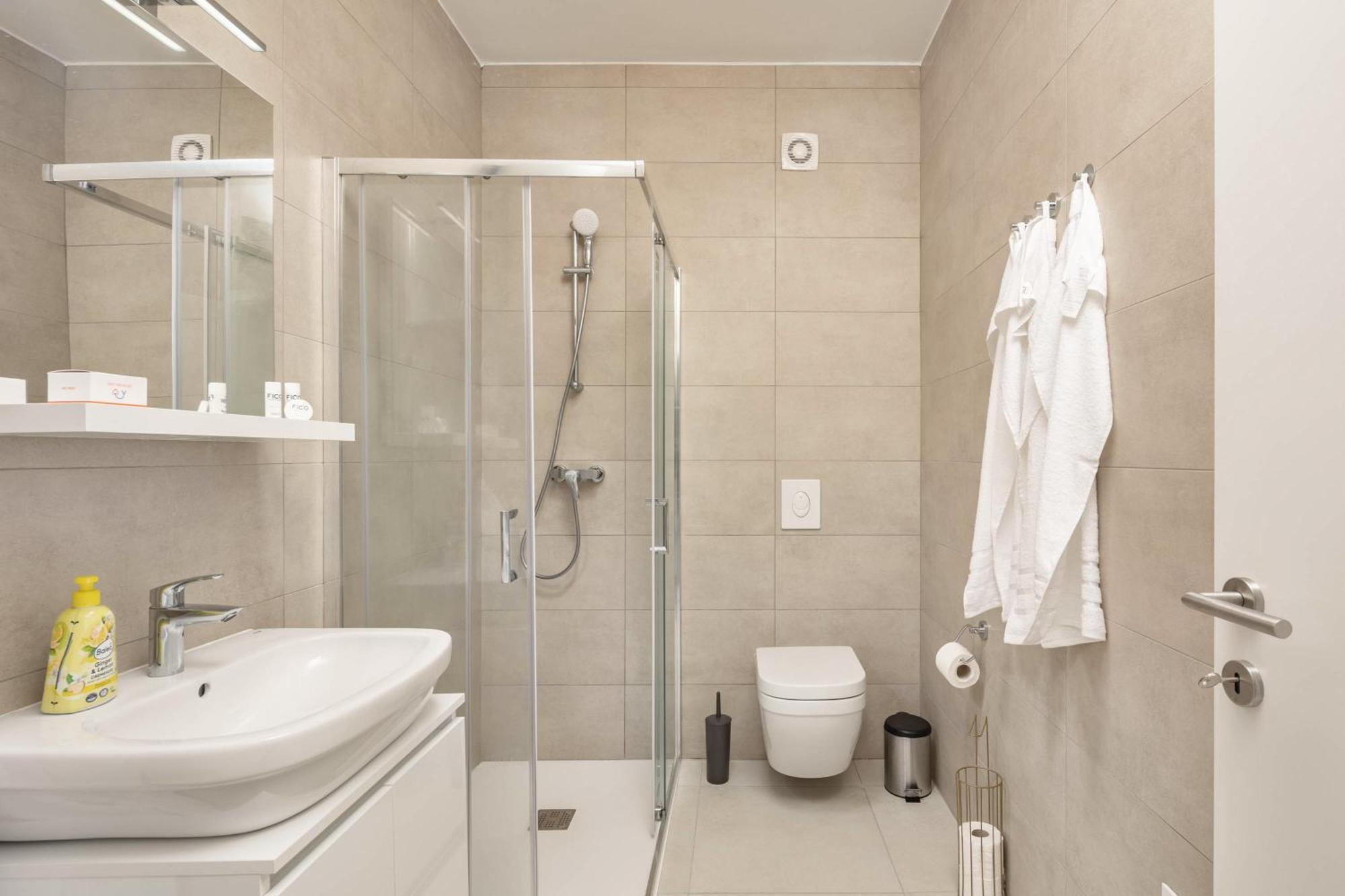 Seafront Villa Andrijana - Happy Rentals Plomin Dış mekan fotoğraf