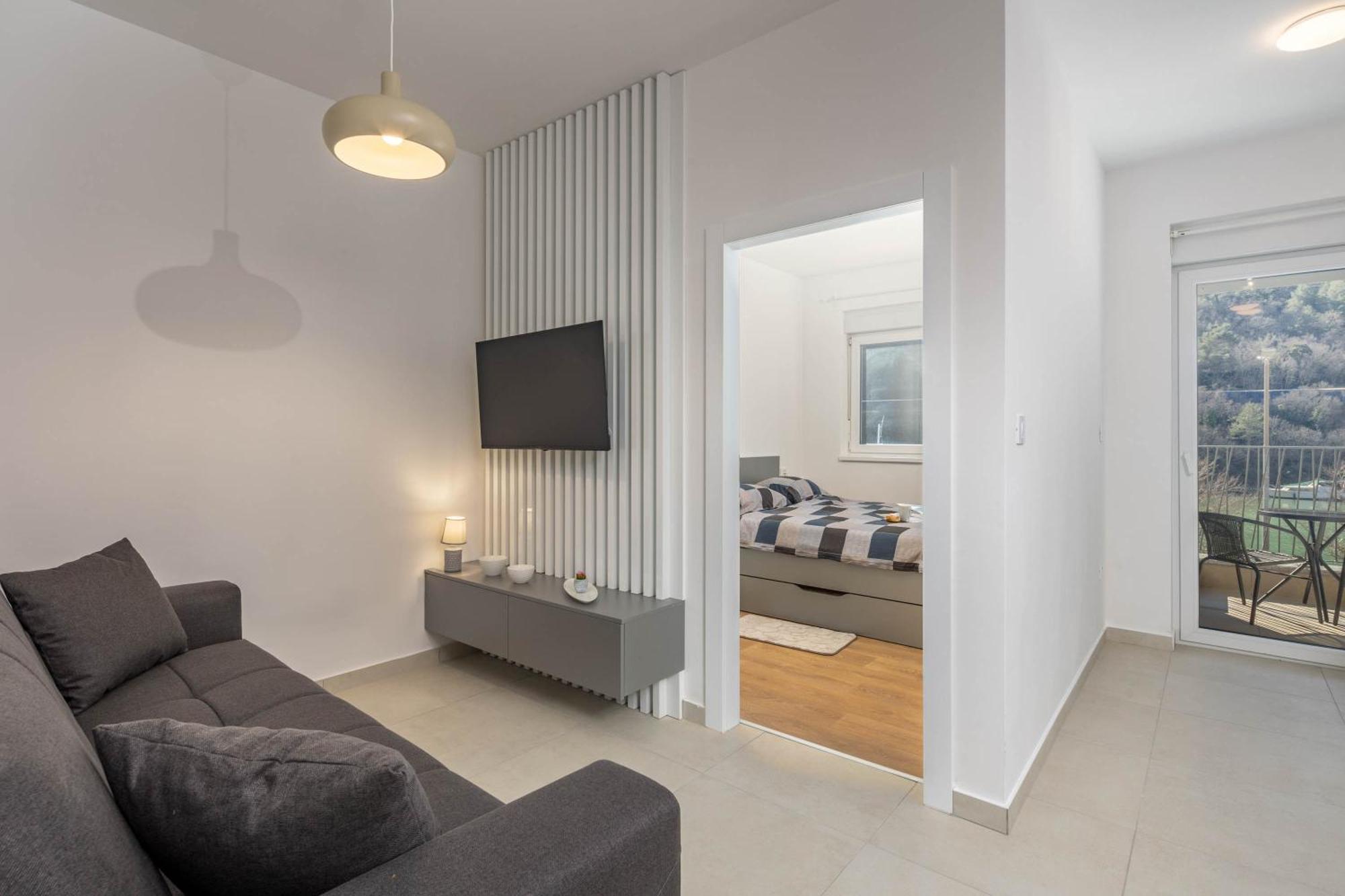 Seafront Villa Andrijana - Happy Rentals Plomin Dış mekan fotoğraf